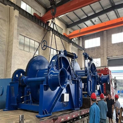 Niebieska hydrauliczna wciągarka kotwiczna 500 kN do statku rybackiego towarowego