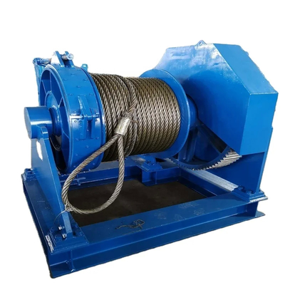 Urządzenie hydrauliczne do ciągnięcia statków morskich metalowo- stalowych o pojemności 1-75 ton